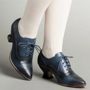 Londoner Edwardian vintage style blue heeled Oxfords (10)